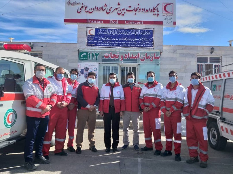 حضور سلمان اسحاقی نماينده قاينات وزيركوه ، سخنگوي فراكسيون هلال احمر مجلس شوراي اسلامي در معيت جناب آقاي رضايي رياست محترم هلال احمر استان خراسان جنوبي در پایگاه امداد و نجات بین شهری