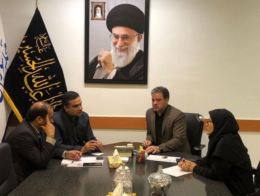 تحویل اقلام ورزشی از سمت وزارت ورزش وجوانان به شهرستانهای قاینات وزیرکوه